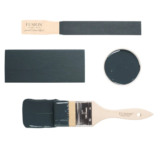 Fusion Mineral Paint - Cambridge - The 3 Painted Pugs