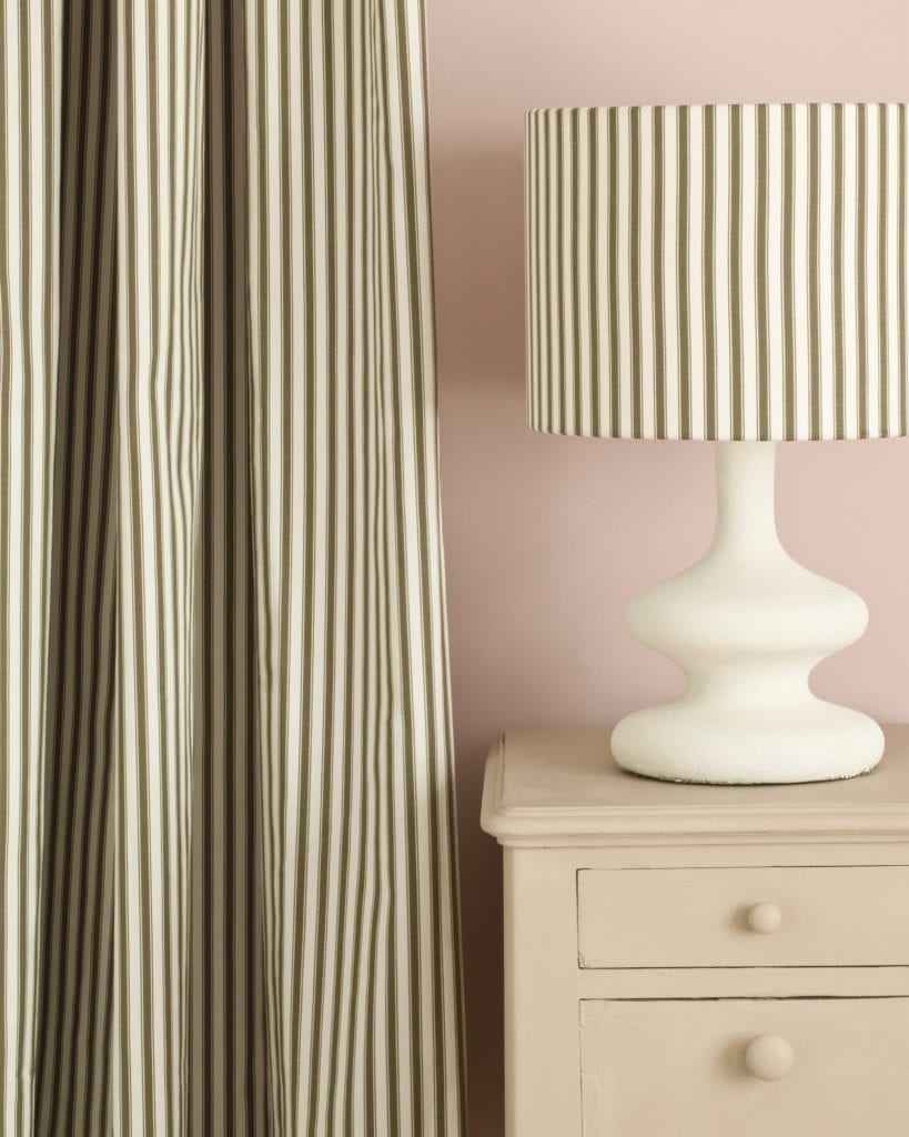 Annie Sloan Chalk Paint® - Country Grey - The 3 Painted Pugs