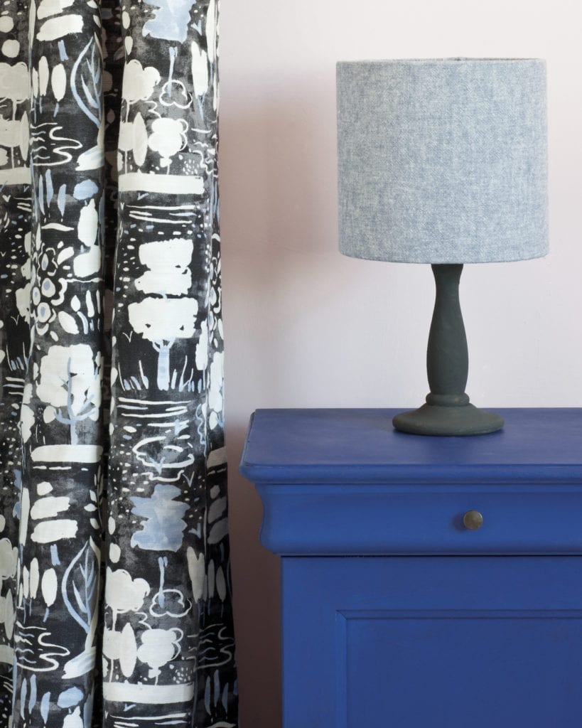 Annie Sloan Chalk Paint® - Napoleanic Blue - The 3 Painted Pugs