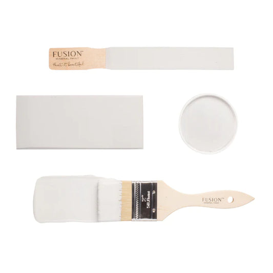 Fusion Mineral Paint - Victorian Lace - The 3 Painted Pugs