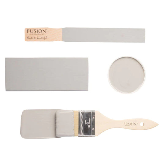 Fusion Mineral Paint - Little Lamb - The 3 Painted Pugs