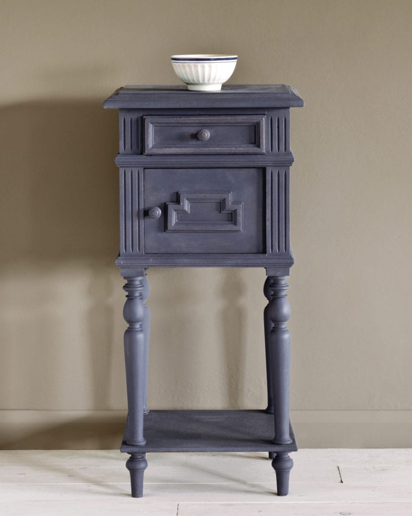 Annie Sloan Chalk Paint® - Old Violet - The 3 Painted Pugs