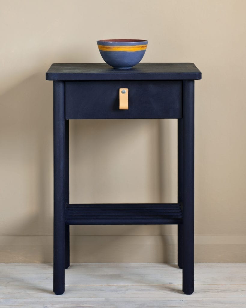 Annie Sloan Chalk Paint® - Oxford Navy - The 3 Painted Pugs