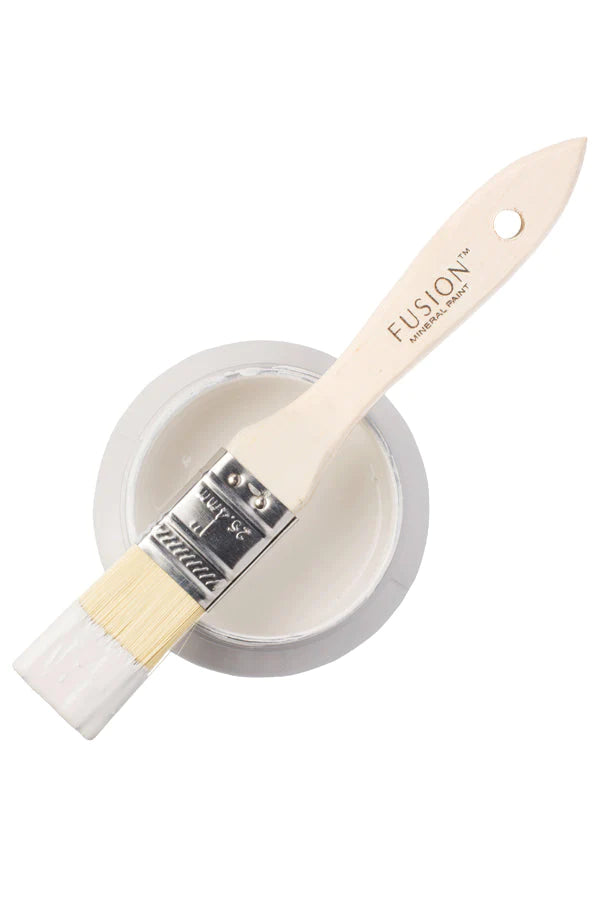 Fusion Mineral Paint - Victorian Lace - The 3 Painted Pugs