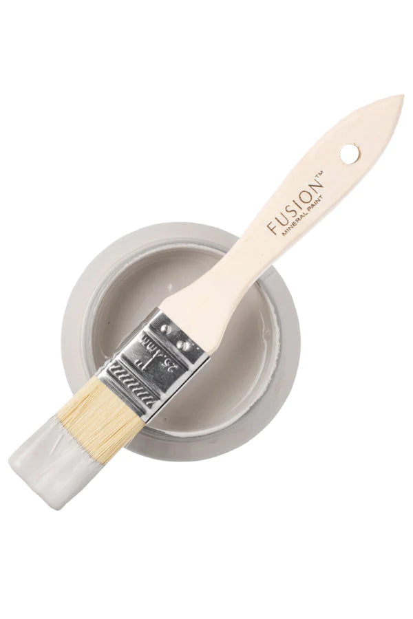 Fusion Mineral Paint - Chateau - The 3 Painted Pugs