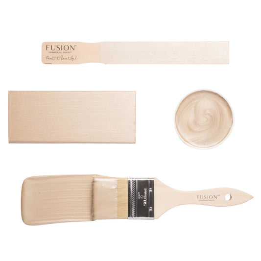 Fusion Metallic Paint - Champagne Gold - The 3 Painted Pugs