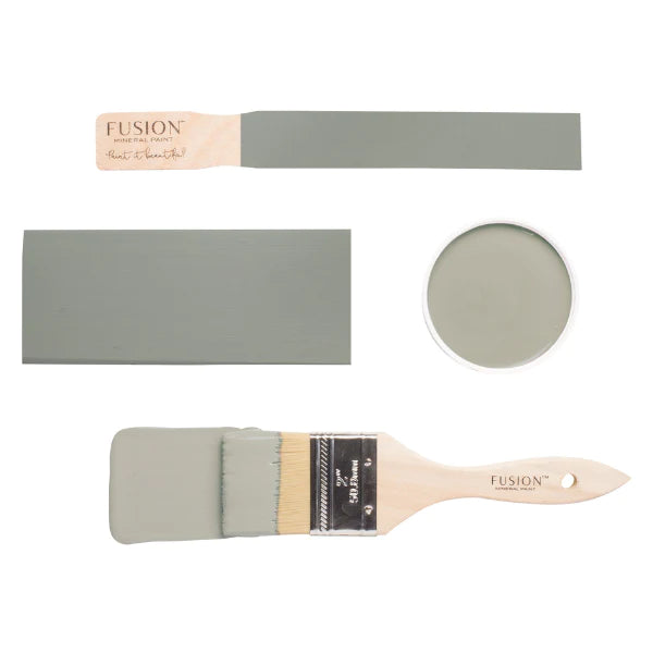 Fusion Mineral Paint - Bellwood - The 3 Painted Pugs